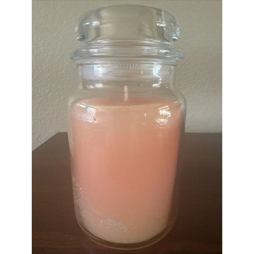 Yankee Candle FRESH CUT ROSES Housewarmer 22oz Single Wick Large Jar Candle  NEW